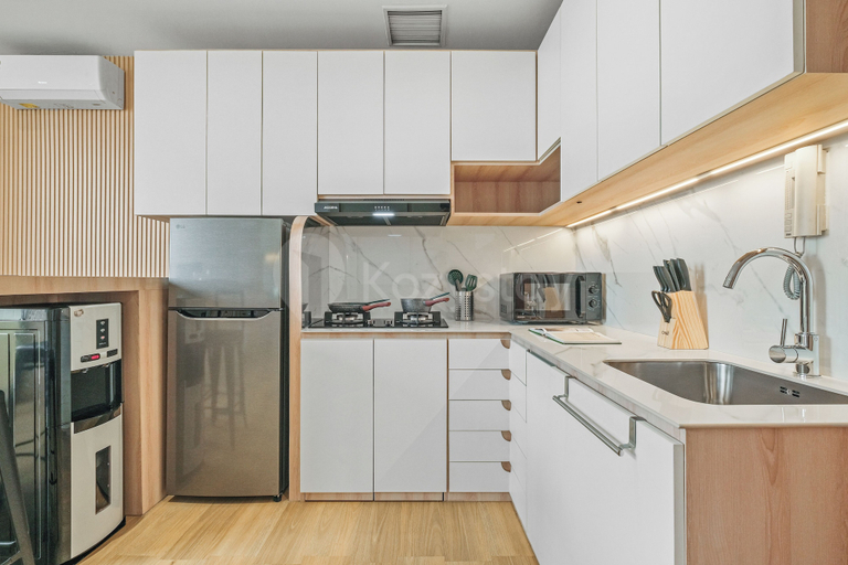 Private kitchen 4, Niren by Kozystay - Kuningan, South Jakarta