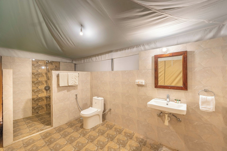 Bathroom, Dangri Desert Safari Camp, Jaisalmer