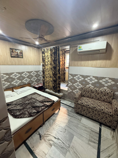 Room 3, Hotel Aditya Sheraton, Hardwar