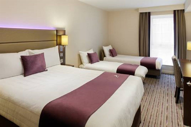 Room 3, Premier Inn Glasgow, Glasgow