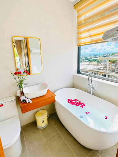 Bathroom, Enjoy Villa, Đà Lạt