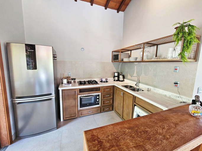 Private kitchen 4, Casa com piscina e jardim em Joao F., Armação dos Búzios