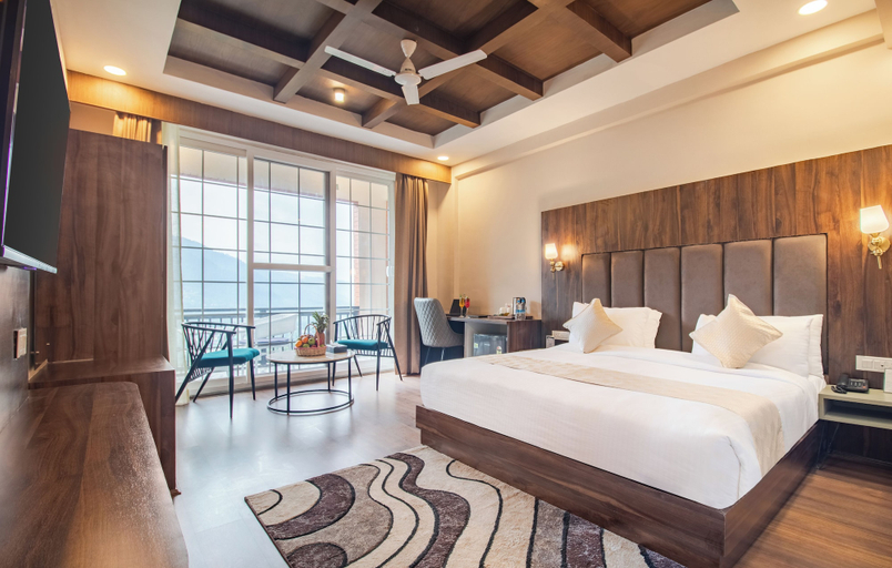 Room 5, The Grand Cliff By Marvilla, Anantnag