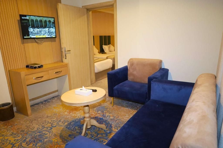 Living area, Vivian Al Aziziyah Hotel, Makkah