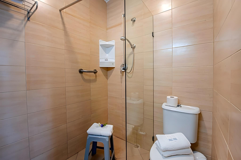 Bathroom 5, Gillieru Harbour Hotel, Saint Paul's Bay