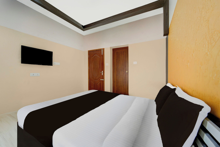Room 5, Hotel O Kazhakkoottam Near Technopark, Thiruvananthapuram