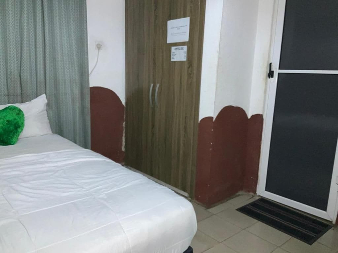 Room 3, OPTIZEE HOTEL & SUITES, Ifo