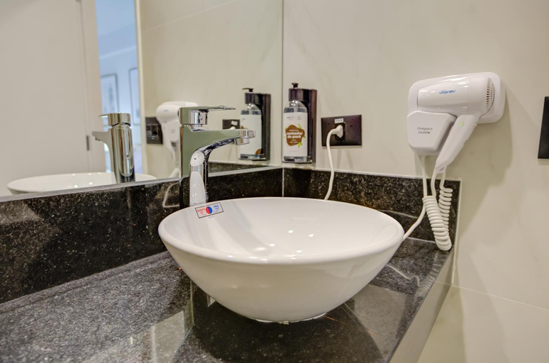 Bathroom 5, Transamerica Executive Sorocaba, Sorocaba