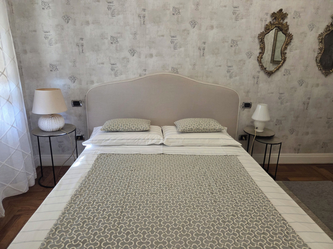Room 1, STANZE CENTRO STORICO CAGLIARI, Cagliari