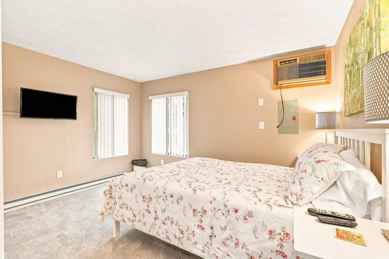 Room 5, Swiss Mountain 1BR DLX CSSS2407 1 Bedroom Condo, Somerset