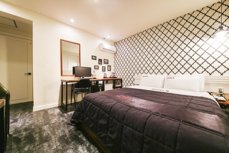 Bedroom 3, Daejeon Yuseong One, Yuseong