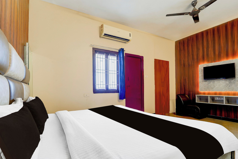 Room 5, Hotel O Singanallur Railway Junction, Coimbatore