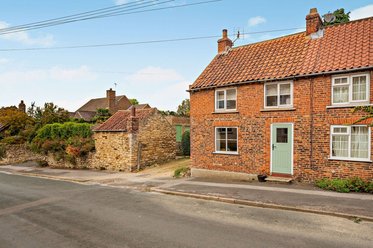 Room 5, Host Stay - Hatton Rose Cottage, North Yorkshire