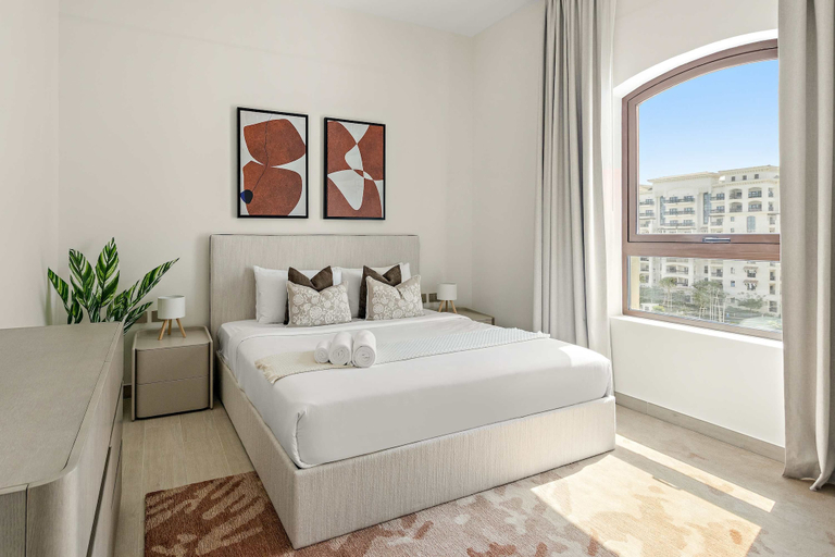 Room 2, Silkhaus NEW Luxurious 1BR in Yas Golf Collection, Yas Island