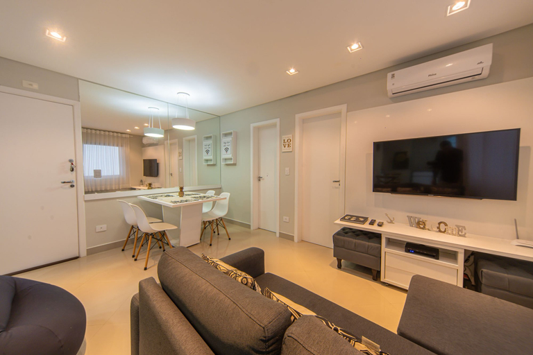 Room 3, Apto c Churrasqueira a 220m - Praia Pitangueiras, Guarujá