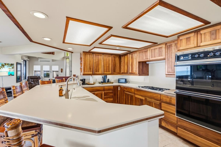 Private kitchen 5, Big Island Ali'i Point 11 3 Bedroom Home, Hawaii