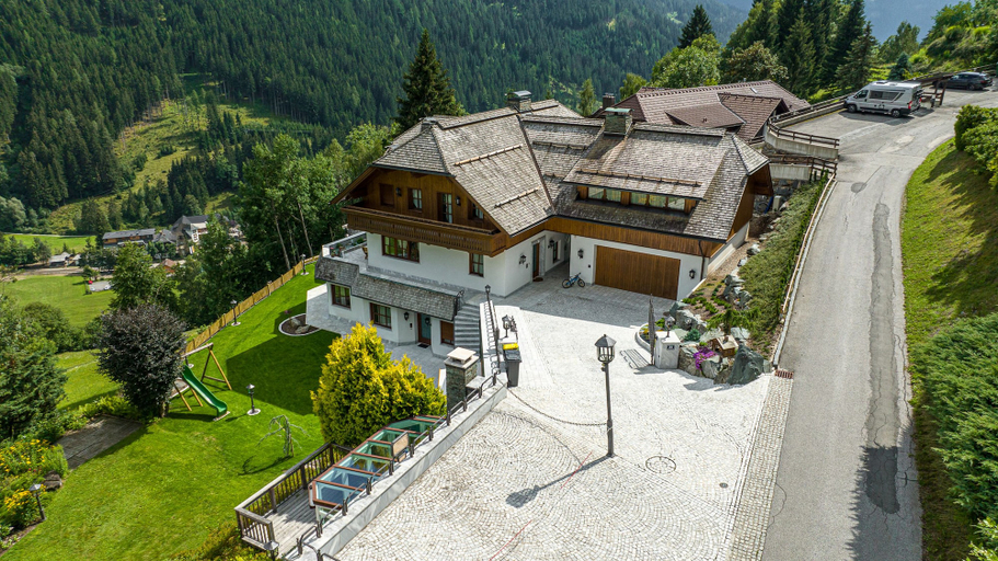 Primary image