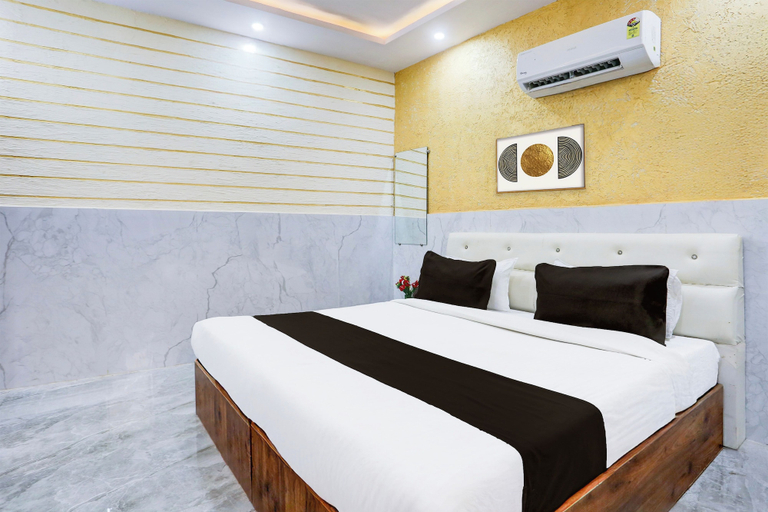 Room 4, Super Hotel O Mall Road Gwalior, Gwalior
