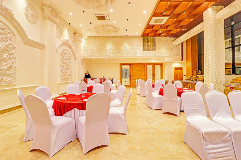 Banquet hall 1, Townhouse Oak Patel Nagar Dehradun, Dehradun