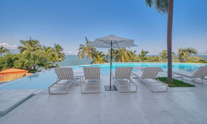 Sport & Beauty 4, Luxurious 2BR Condo - Amazing Ocean View - Pool, Puerto Vallarta