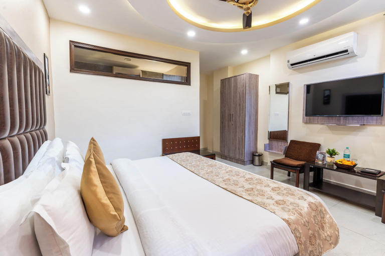Room 4, The Ortus Residency, Kangra