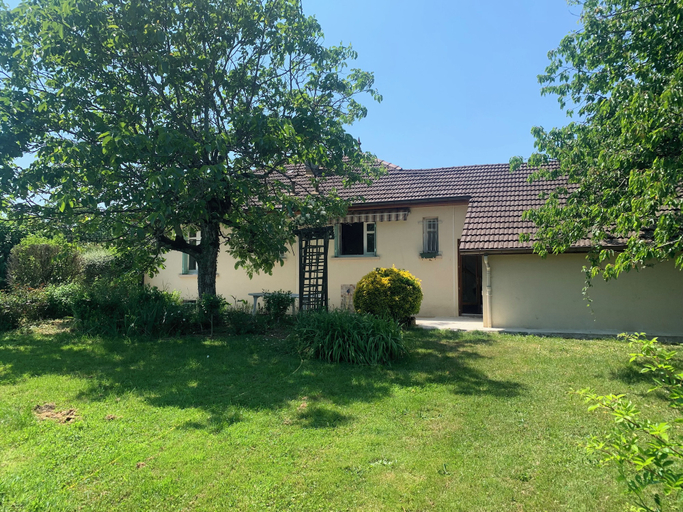 Exterior 4, Les chambres du 7 by Le Meix, Jura