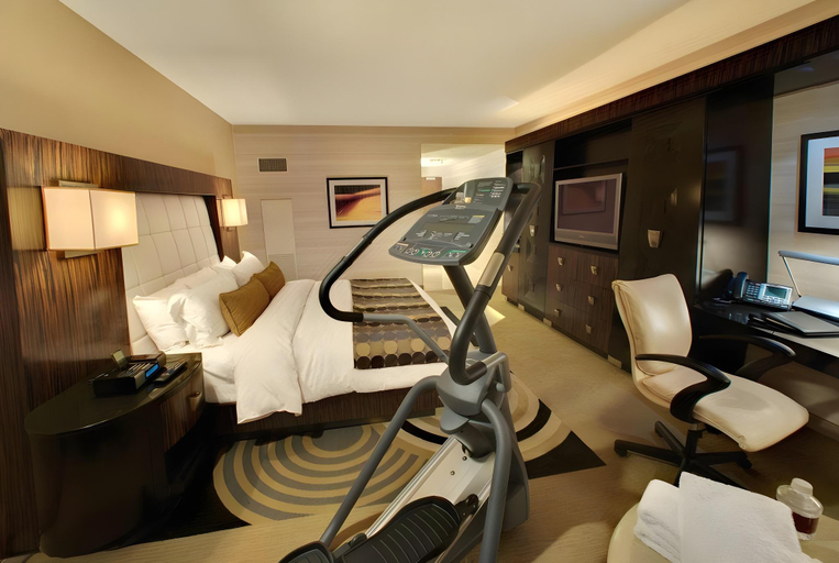 Bedroom 3, MotorCity Casino Hotel, Wayne