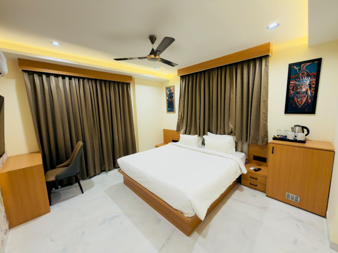 Room 2, Hotel Vista View, Indore