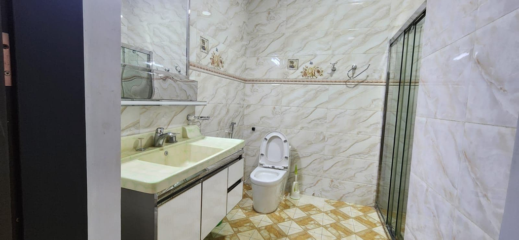 Bathroom 5, Gezana Guest House, Gasabo