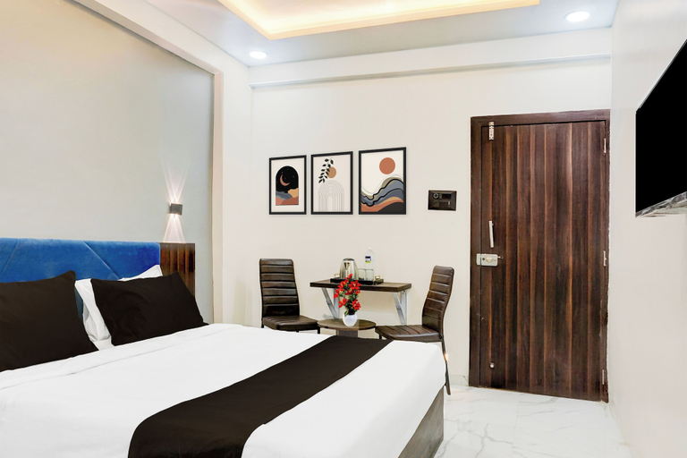 Room 2, Townhouse Hinjewadi Corporate Stays, Pune