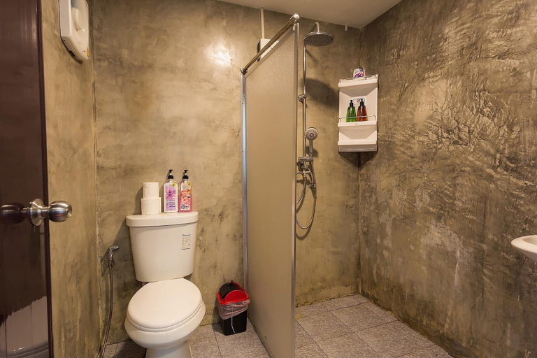 Bathroom, Crazy Mojito Restaurant & Bungalow, Koh Chang
