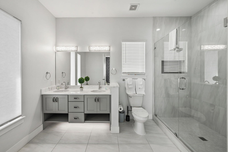 Bathroom 2, Modern Villa With Games Room at Reunion, Osceola