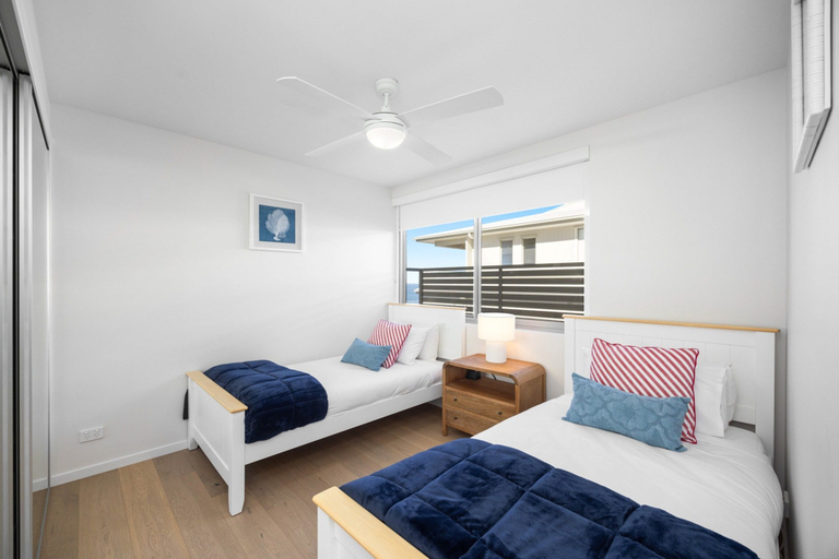 Room 5, Beachside 3-bed Apartment With Ocean Views, Caloundra - Caloundra S.