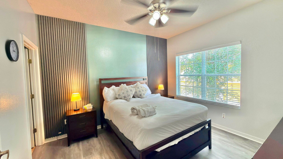 Room 3, 2BR Condo Near Disney Pool & Resort Amenities, Osceola