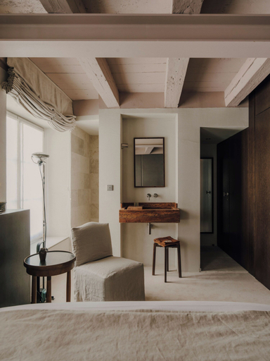 Room 2, Auberge LAPLACE, Haute-Loire