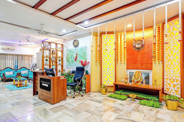 Lobby 2, Townhouse Seethammadhara Junction, Visakhapatnam