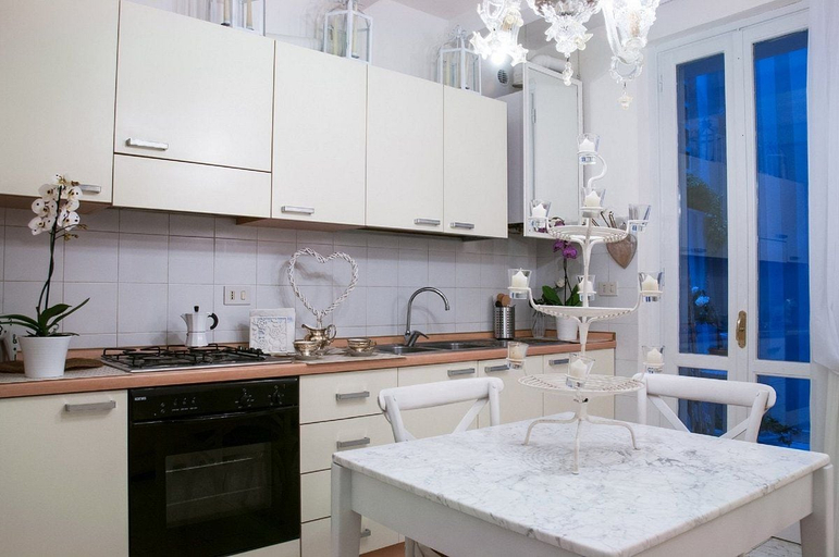 Private kitchen 5, Bibi Boutique, Arezzo