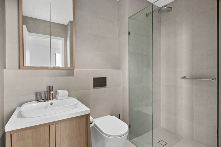 Bathroom 5, Balcony 2-bed Residence Near Albert Park, Melbourne