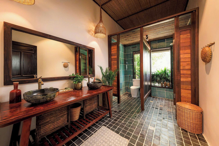 Bathroom 4, Lamia Tropical Garden, Hoa Lư