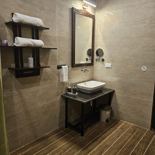 Bathroom 4, Tiger Woods Ranthambore, Sawai Madhopur