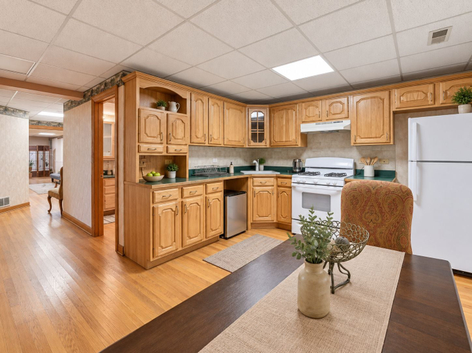 Private kitchen 2, Creekside Grand Lodge, Cook