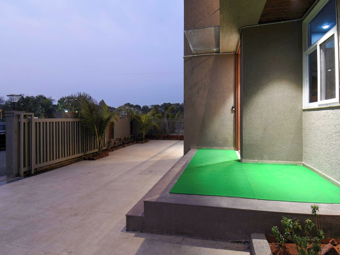 Property grounds, DanCenter Sahyadri Vista Villa 4BHK, Pune