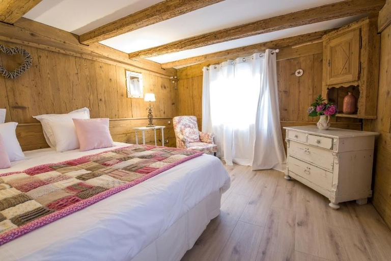 Bedroom 3, LA GRANGE AUX COQS, Bas-Rhin
