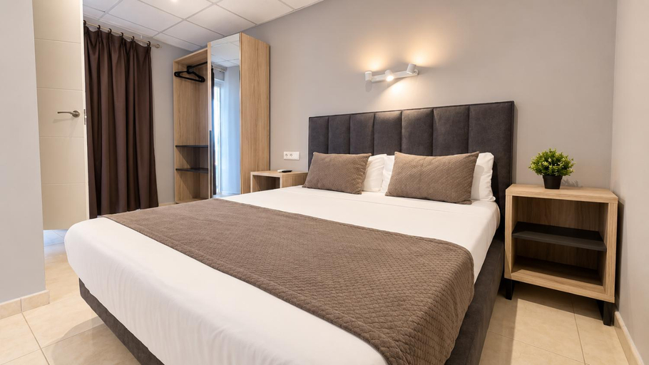 Bedroom 4, Q-Royal, Baleares