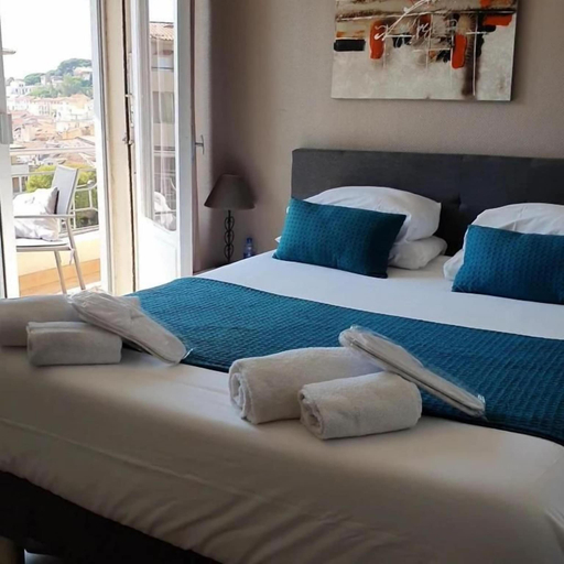 Room 3, Hôtel Le Petit Château, Alpes-Maritimes
