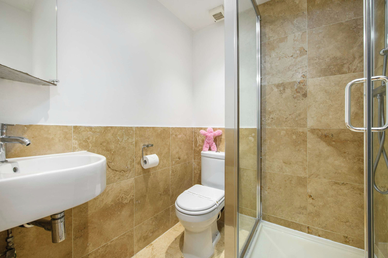 Bathroom 2, Holborn Haven: Luxe London Escape By Frankie Says, London
