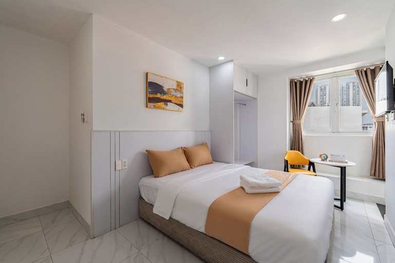Room 4, Cozrum Homes - The Ivory House, District 7