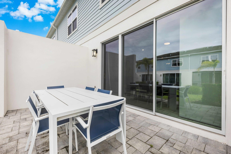 Outdoor dining 3, Getaway Townhome at Reunion Resort, Osceola