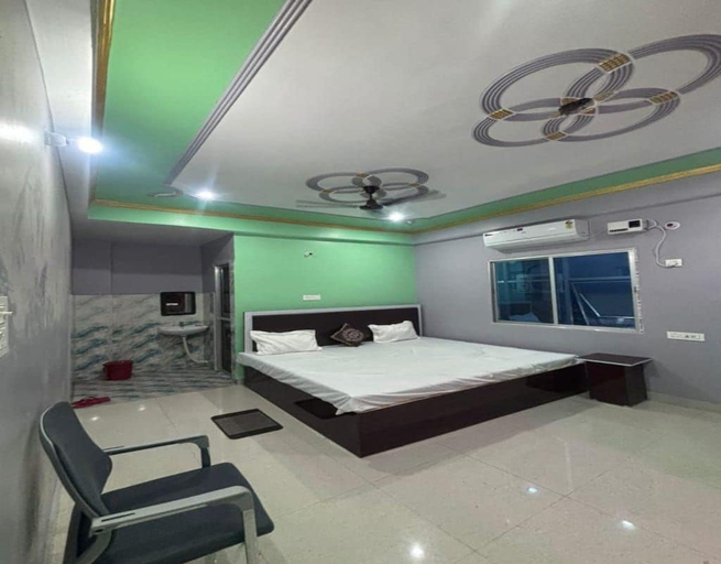 Room 2, Hotel Laxmi Inn, Patna