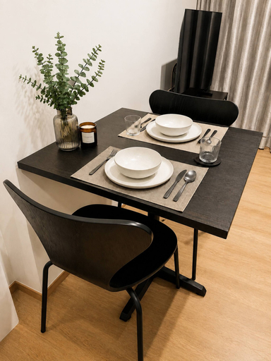 Dining 5, 1Br Condo for Long Stay in Ekkamairamindra, Bang Kapi
